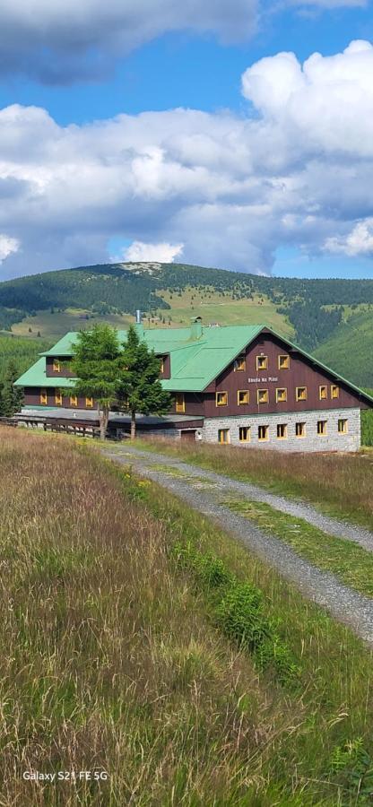 Bouda Na Plani - Horska Bouda Hostel Spindleruv Mlyn Exterior photo